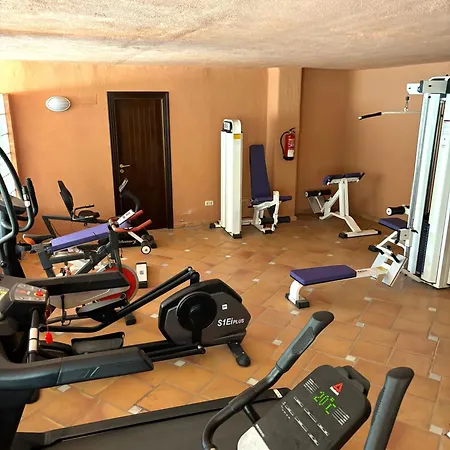 Beautiful Penthouse On Golden Mile, Near * מארבלה