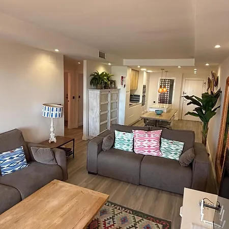 Beautiful Penthouse On Golden Mile, Near マルベーリャ