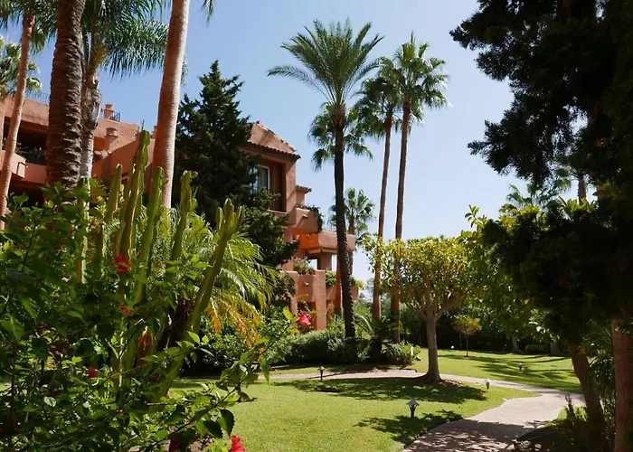 Апартаменты Beautiful Penthouse On Golden Mile, Near *