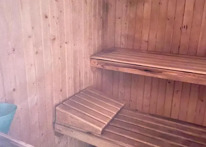 Апартаменты Beautiful Penthouse On Golden Mile, Near