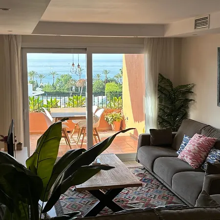 Beautiful Penthouse On Golden Mile, Near Lägenhet