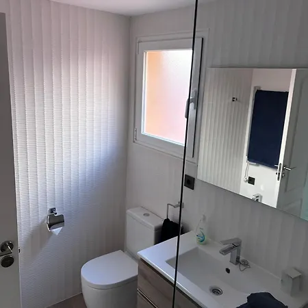 Beautiful Penthouse On Golden Mile, Near *